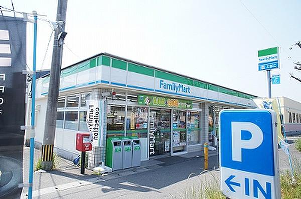 【周辺】ファミリーマート 福岡志免店（582m）