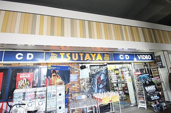 【周辺】レンタルビデオ「TSUTAYA萱島店」