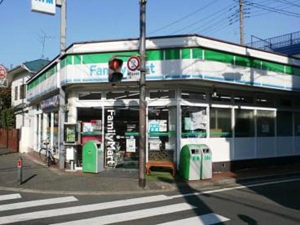 【周辺】ファミリーマート東伏見駅前店 859m
