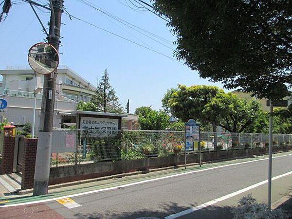 【周辺】幼稚園、保育園「ベタニヤホーム富士見保育園まで120m」