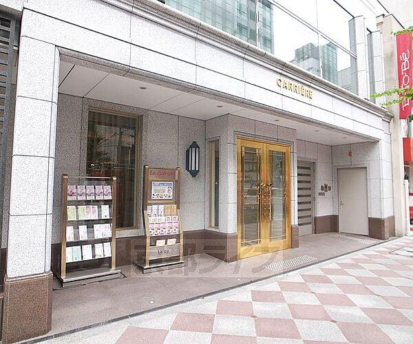 【周辺】京都ホテル観光ブライダル専門学校まで700m 京阪三条駅から近い