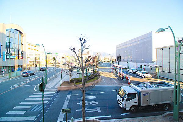 【周辺】眺望風景。駅前、徒歩1分です。