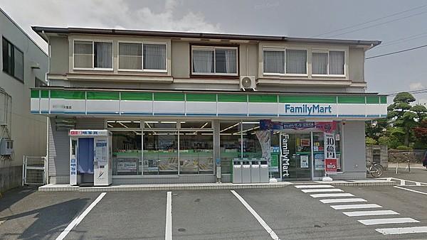 【周辺】ファミリーマート 小田原荻窪店（220m）
