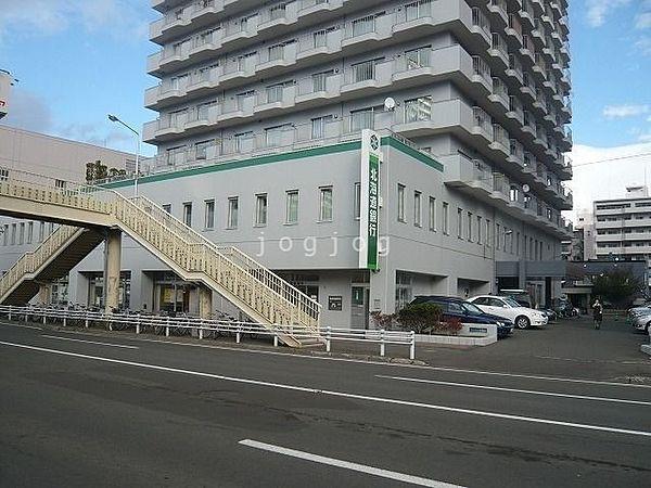 【周辺】北海道銀行鳥居前支店 115m
