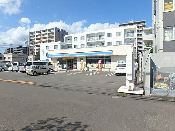【周辺】ローソン札幌北3条西二十丁目店