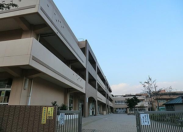【周辺】周辺環境:小学校 320m 黒須田小学校 黒須田小学校まで徒歩4分です 