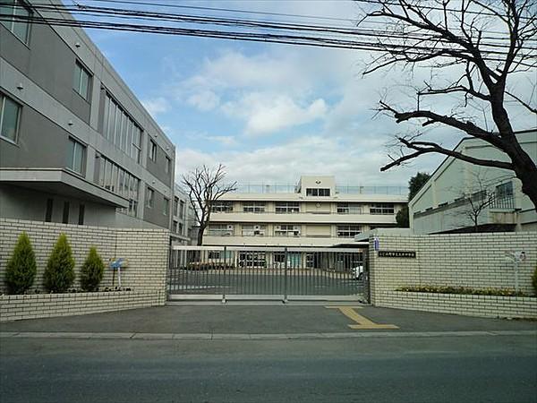 【周辺】大井中学校 1369m