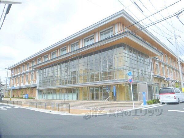 【周辺】東山泉小中学校まで950メートル