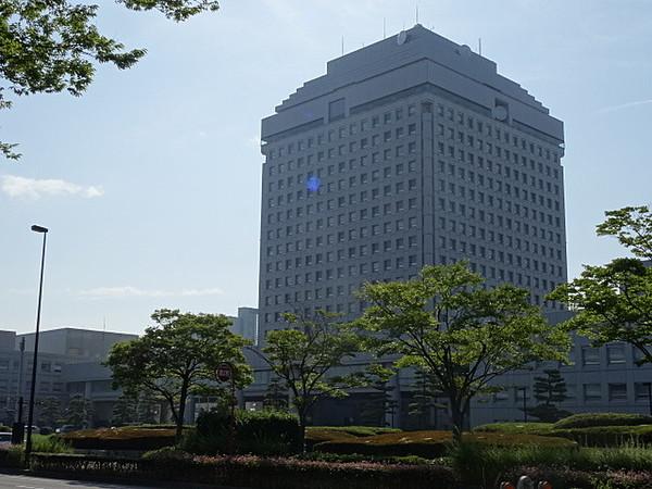 【周辺】新潟県庁 385m