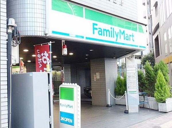 【周辺】ファミリーマート品川平塚一丁目店 169m