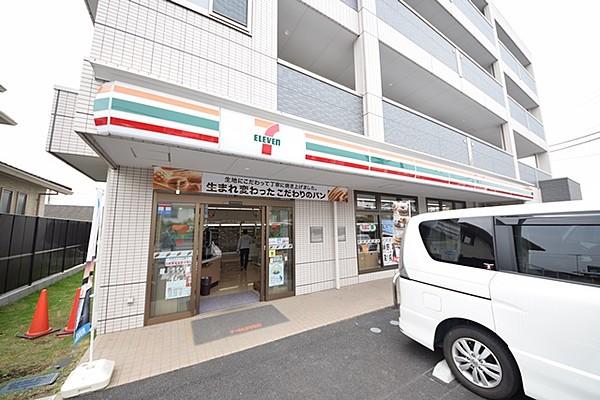 【周辺】セブンイレブン横浜鶴ヶ峰本町南店 194m
