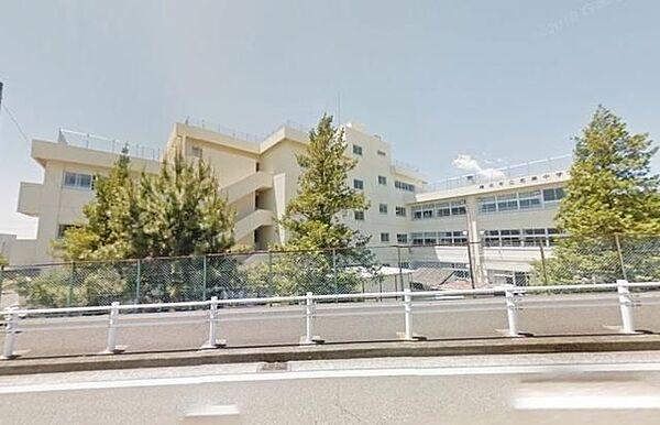 【周辺】横浜市立名瀬中学校 1425m