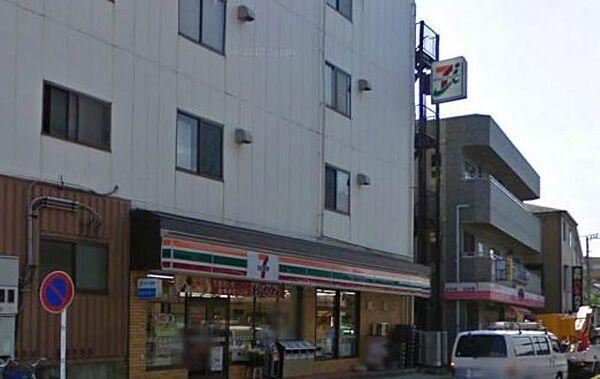 【周辺】セブンイレブン横浜中里店 徒歩2分。コンビニ 120m