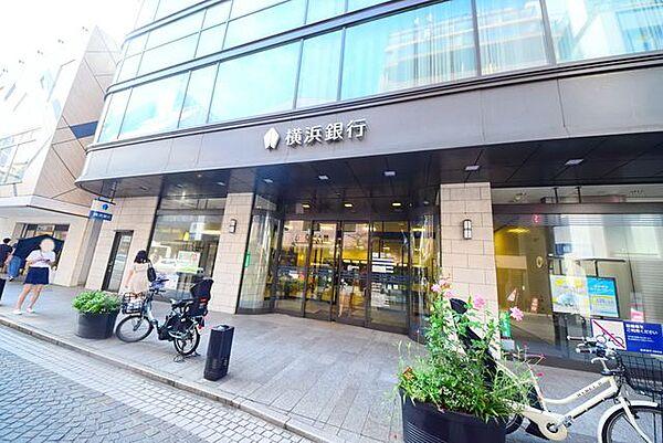 【周辺】横浜銀行元町支店 徒歩12分。銀行 950m