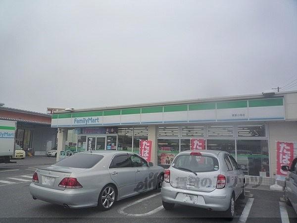 【周辺】ファミリーマート　栗東小柿店まで210メートル