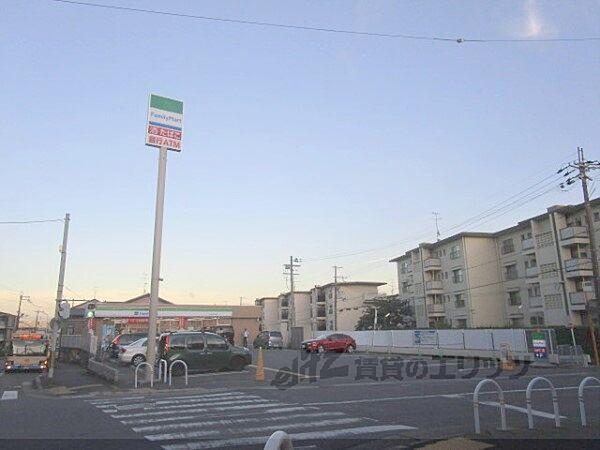 【周辺】ファミリーマート　大山崎円明寺店まで900メートル
