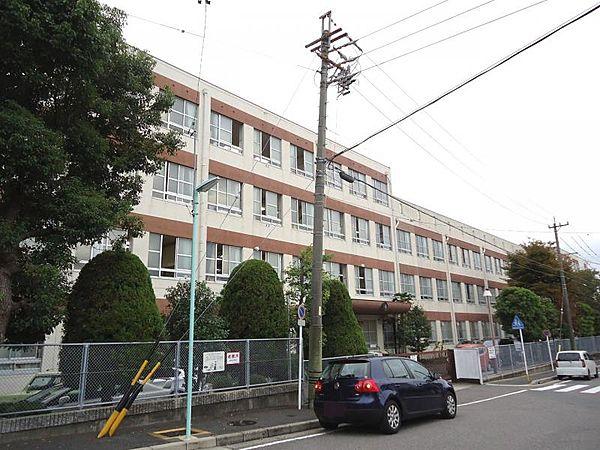 【周辺】名古屋市立表山小学校（760m）