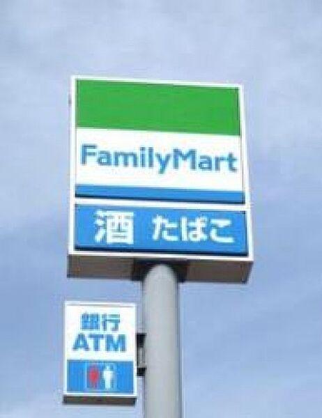 【周辺】ファミリーマート宇都宮簗瀬四丁目店(コンビニ)まで446m