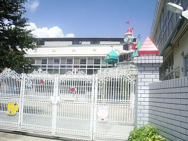 【周辺】幼稚園、保育園「金沢白百合幼稚園まで220m」