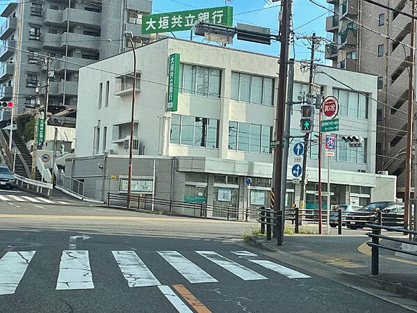 【周辺】銀行「大垣共立銀行茶屋坂支店まで1580m」
