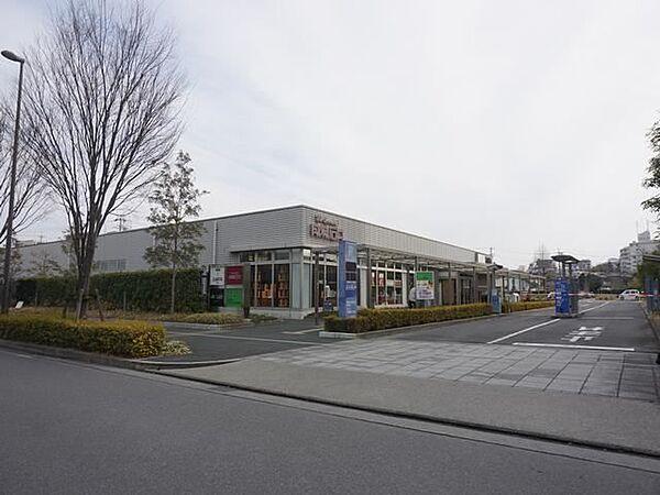 【周辺】スーパー「成城石井名古屋セントラルガーデン店まで453m」