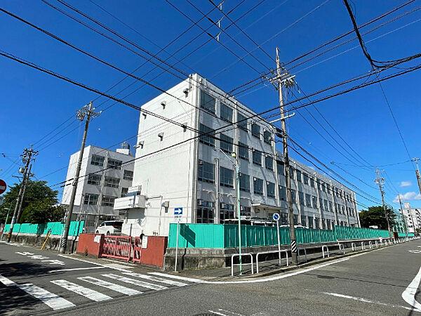 【周辺】小学校「名古屋市立春田小学校まで401m」