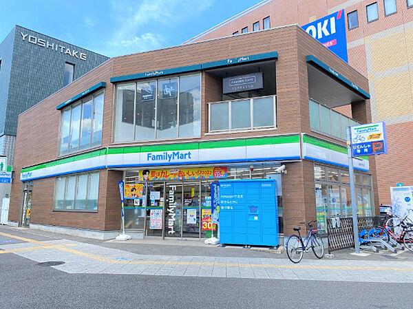 【周辺】コンビニ「ファミリーマート御器所駅前店まで152m」