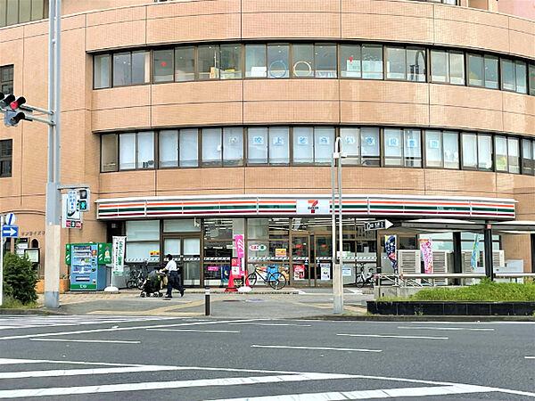 【周辺】コンビニ「セブンイレブン名古屋吹上駅前店まで308m」