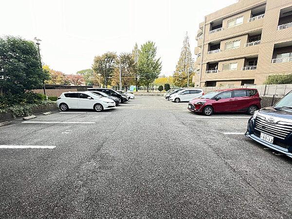 【駐車場】止めやすい駐車場