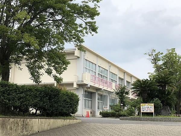 【周辺】市立広幡小学校
