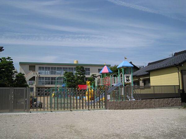 【周辺】幼稚園、保育園「小正保育園まで390m」