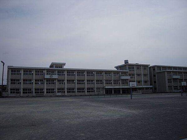 【周辺】中学校「岐阜市立陽南中学校まで370m」