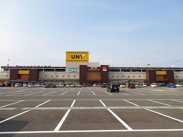 【周辺】ショッピング施設「アピタまで1600m」