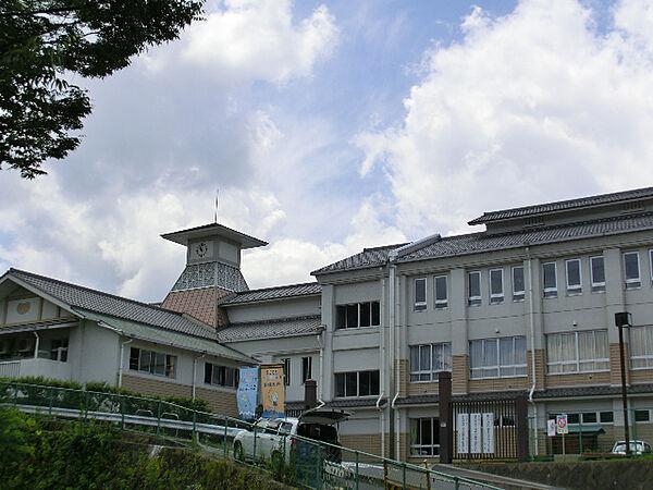 【周辺】小学校「恵那市立大井小学校まで702m」