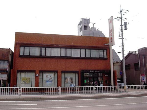 【周辺】銀行「愛知銀行まで160m」