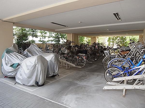 【外観】敷地内駐輪場・バイク置場