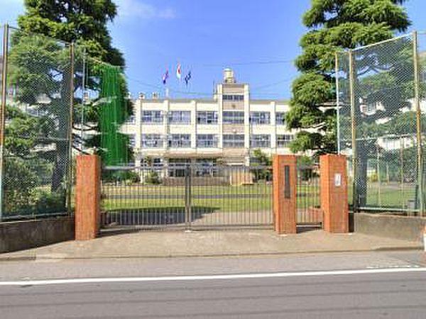 【周辺】足立区立梅島第一小学校（73m）