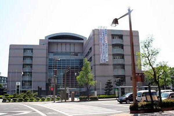 【周辺】役所「新潟市中央区役所まで942m」市役所