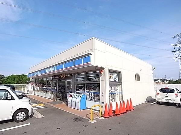 【周辺】ローソン 宝塚山本丸橋二丁目店（469m）