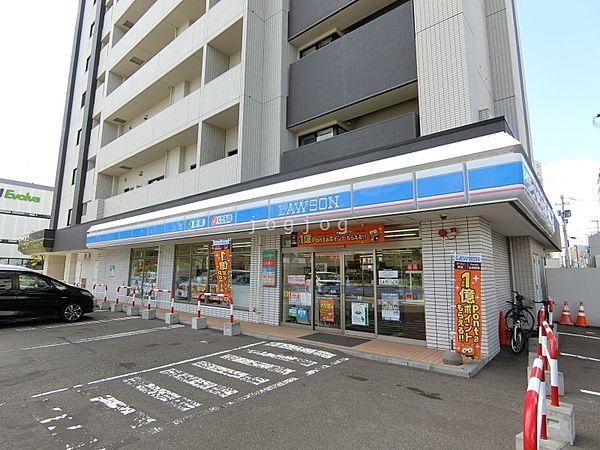 【周辺】ローソン 札幌東札幌2条店 350m