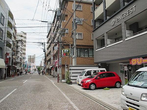 【外観】藤崎通り商店街に面しているので生活に便利！