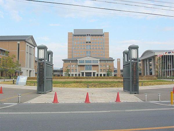 【周辺】私立関西外国語大学短期大学部（2651m）