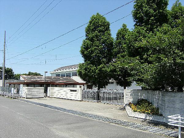 【周辺】八幡東中学校（1950m）