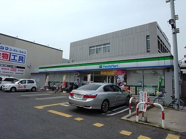 【周辺】コンビニエンスストアファミリーマート葛野大路高辻店まで182ｍ