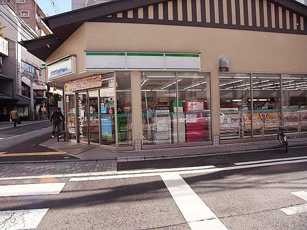 【周辺】コンビニエンスストアファミリーマート京都三条高倉店まで163ｍ