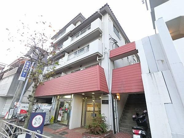 【エントランス】JR根岸線・京浜東急線「磯子」駅まで徒歩6分。