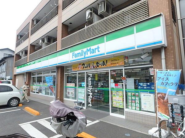 【周辺】ファミリーマート西亀有二丁目店 352m
