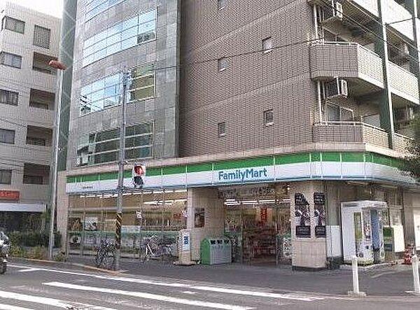 【周辺】ファミリーマート/武蔵中原駅前店 徒歩7分。 500m
