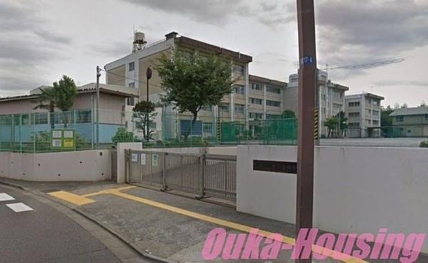 【周辺】川崎市立犬蔵中学校 505m