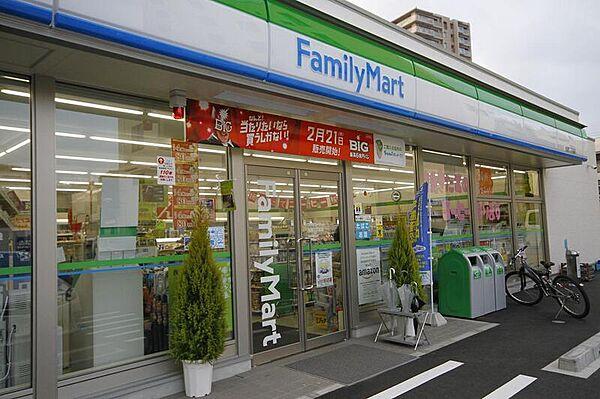 【周辺】ファミリーマート名古屋金山二丁目店 129m